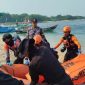 Petaka Liburan di Muara Cipanarikan: Ayah Ditemukan Tewas Terseret Ombak, Sang Anak Masih Misteri