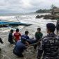 Dihantam Gelombang Tinggi di Pantai Pangrerekan Sukabumi, Perahu Nelayan Terbalik: Satu Orang Meninggal Dunia