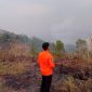Kebakaran Alang-Alang Seluas 1 Hektar di Gunungguruh Sukabumi Berhasil Dipadamkan