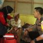 Wujud ‘Bhayangkara Jaga dan Rawat Sukabumi’, Kapolres Sambangi Lansia Sebatang Kara di Cisolok