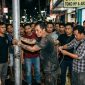 Diduga Curi Ponsel Pedagang Cuanki, Pria Bertato Diikat Warga di Tiang Lampu Jalan Ahmad Yani Sukabumi